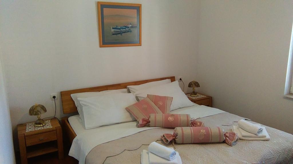 Kaštela Apartment Paula מראה חיצוני תמונה