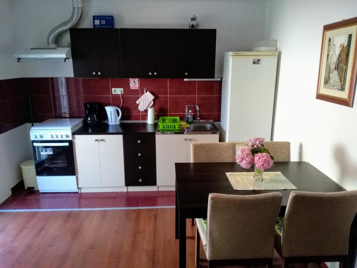 Kaštela Apartment Paula מראה חיצוני תמונה